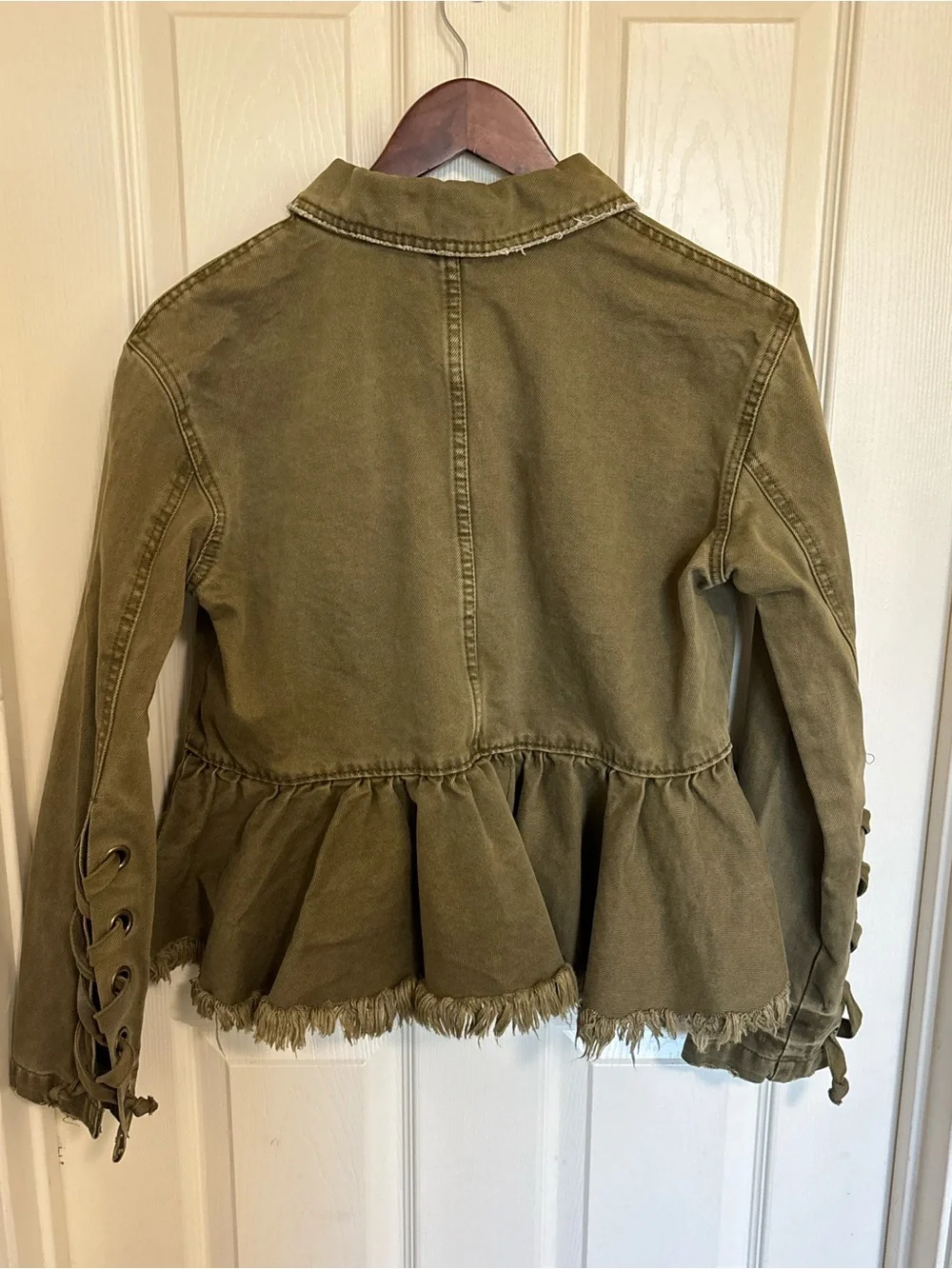 Free People Olive Ruffle Hem Denim Jacket Lace‑Up Cuffs XS - Picture 13 of 13